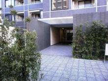 【東京都/新宿区箪笥町】ルネ神楽坂 エントランス