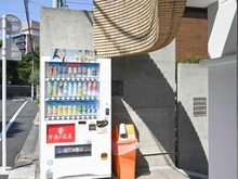 【東京都/文京区関口】パレドール目白台 敷地内自販機