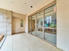 【東京都/新宿区高田馬場】THEパームス高田馬場四丁目 エントランス