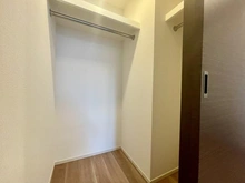 【東京都/新宿区市谷甲良町】ザ・パークハウス市谷甲良町 ウォークインクローゼット