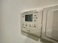 【東京都/新宿区市谷甲良町】ザ・パークハウス市谷甲良町 浴室乾燥機