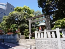 【東京都/千代田区富士見】プラウドタワー千代田富士見レジデンス 東京大神宮（現地より約80m）