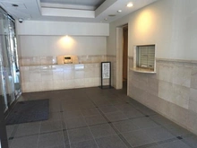 【東京都/新宿区北町】シャリエ神楽坂 エントランス