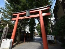 【東京都/新宿区市谷甲良町】ザ・パークハウス市谷甲良町 赤城神社（現地より約1,040m）