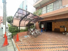 【東京都/新宿区築地町】ライオンズマンション神楽坂第3 敷地内