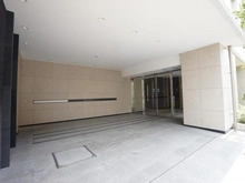 【東京都/新宿区矢来町】グランスイート神楽坂ピアース ノースヒルズ エントランス