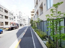 【東京都/新宿区矢来町】グランスイート神楽坂ピアース　ノースヒルズ 前面道路