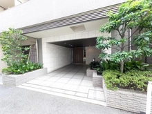 【東京都/文京区千駄木】サンウッド文京千駄木フラッツ エントランス