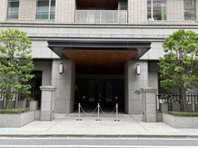 【東京都/千代田区一番町】ブランズザ・ハウス一番町 エントランス
