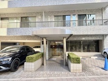 【東京都/千代田区三番町】イトーピア三番町マンション エントランス