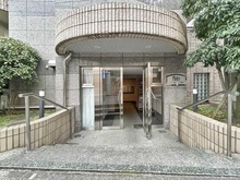 【東京都/新宿区二十騎町】プレール市ヶ谷二十騎町 エントランス
