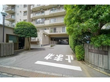 【東京都/新宿区新小川町】飯田橋第一パークファミリア アプローチ
