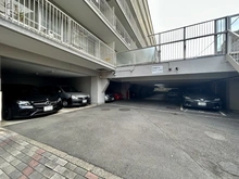 【東京都/新宿区筑土八幡町】神楽坂ハウス 駐車場