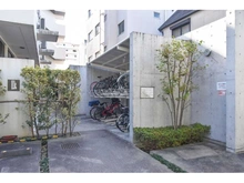 【東京都/新宿区北山伏町】フィース神楽坂 駐輪場