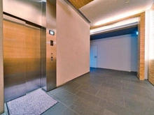 【東京都/千代田区内神田】クラッシィハウス神田美土代町 ロビー