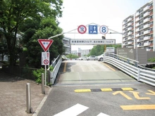 【大阪府/豊中市北緑丘】北緑丘第四住宅 18号棟 駐車場