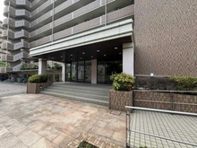【大阪府/豊中市三和町】ロイヤルコート豊中壱番館 エントランス