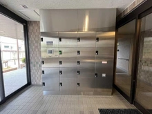 【大阪府/豊中市三和町】ロイヤルコート豊中壱番館 宅配BOX