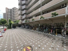 【大阪府/豊中市三和町】ロイヤルコート豊中壱番館 駐輪場