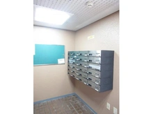 【大阪府/豊中市上新田】ユニライフ千里中央 メールBOX