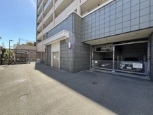 【大阪府/豊中市上野坂】ブランズ豊中上野坂駅前レジデンス 駐車場
