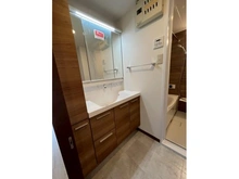 【大阪府/豊中市曽根南町】コスモ豊中曽根参番館 洗面室