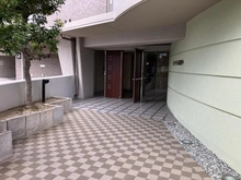 【大阪府/豊中市東豊中町】セントラル東豊中 エントランス