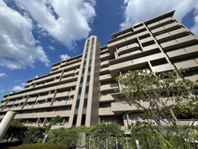 【大阪府/豊中市東泉丘】ジオ緑地公園 四番館 外観