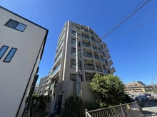 【大阪府/豊中市西泉丘】グランドール緑地公園 外観