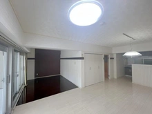 【大阪府/豊中市東豊中町】レオ東豊中 二号棟 リビング・ダイニング