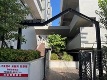 【大阪府/豊中市東豊中町】レオ東豊中 二号棟 アプローチ