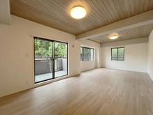 【大阪府/箕面市稲】グランドメゾン箕面けやき坂 リビング・ダイニング