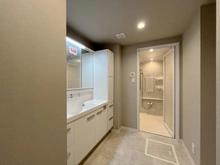 【大阪府/箕面市稲】グランドメゾン箕面けやき坂 洗面所