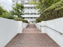 【大阪府/箕面市船場西】OTC第一ハイツ アプローチ