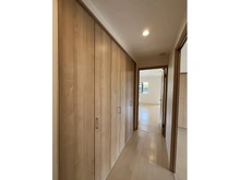 【大阪府/豊中市東泉丘】ジオ緑地公園 一番館 収納：廊下収納