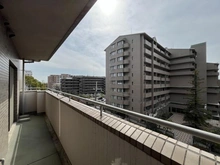 【大阪府/豊中市東泉丘】ジオ緑地公園 一番館 バルコニー