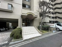 【大阪府/豊中市上野西】パラツィーナセシリア豊中 エントランス