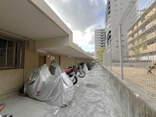 【大阪府/豊中市新千里東町】グランドメゾン千里中央東丘IV番館 駐輪場