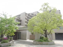 【大阪府/豊中市新千里東町】グランドメゾン千里中央東丘IV番館 外観