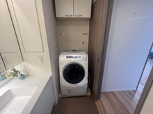 【大阪府/豊中市新千里東町】ザ・千里レジデンス 洗面所：※家具・調度品は販売価格に含まれておりません