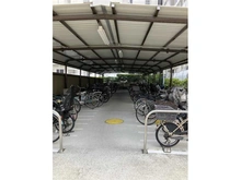 【大阪府/豊中市西緑丘】豊中緑ヶ丘サンハイツ D棟 駐輪場