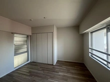 【大阪府/豊中市新千里西町】プレステージ新千里西町 3号棟 洋室