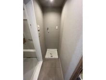 【大阪府/豊中市西緑丘】緑丘コータース 洗面室：洗濯機置場