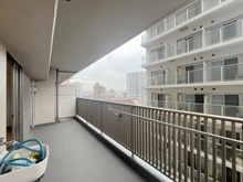 【大阪府/大阪市淀川区加島】リバーガーデンかしま バルコニー：家具調度品は価格に含まれません