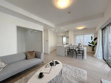 【大阪府/豊中市上新田】千里中央レジデンス LDK：※家具調度品等は販売価格に含まれません。