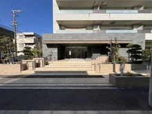 【大阪府/豊中市服部豊町】ブランズ豊中服部 アプローチ