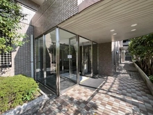 【大阪府/豊中市東泉丘】ジオ緑地公園 4番館 エントランス