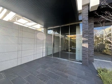 【大阪府/豊中市上野西】グランカサーレ豊中ヒルズコート エントランス