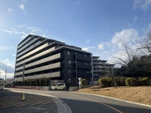 【大阪府/豊中市新千里南町】エスリード千里桃山台 外観