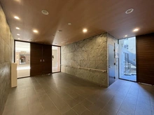 【大阪府/池田市城南】ザ・ライオンズ池田 J棟 エントランス